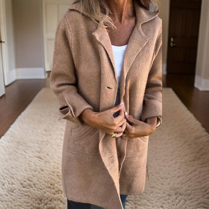 Lässiger Wollmantel